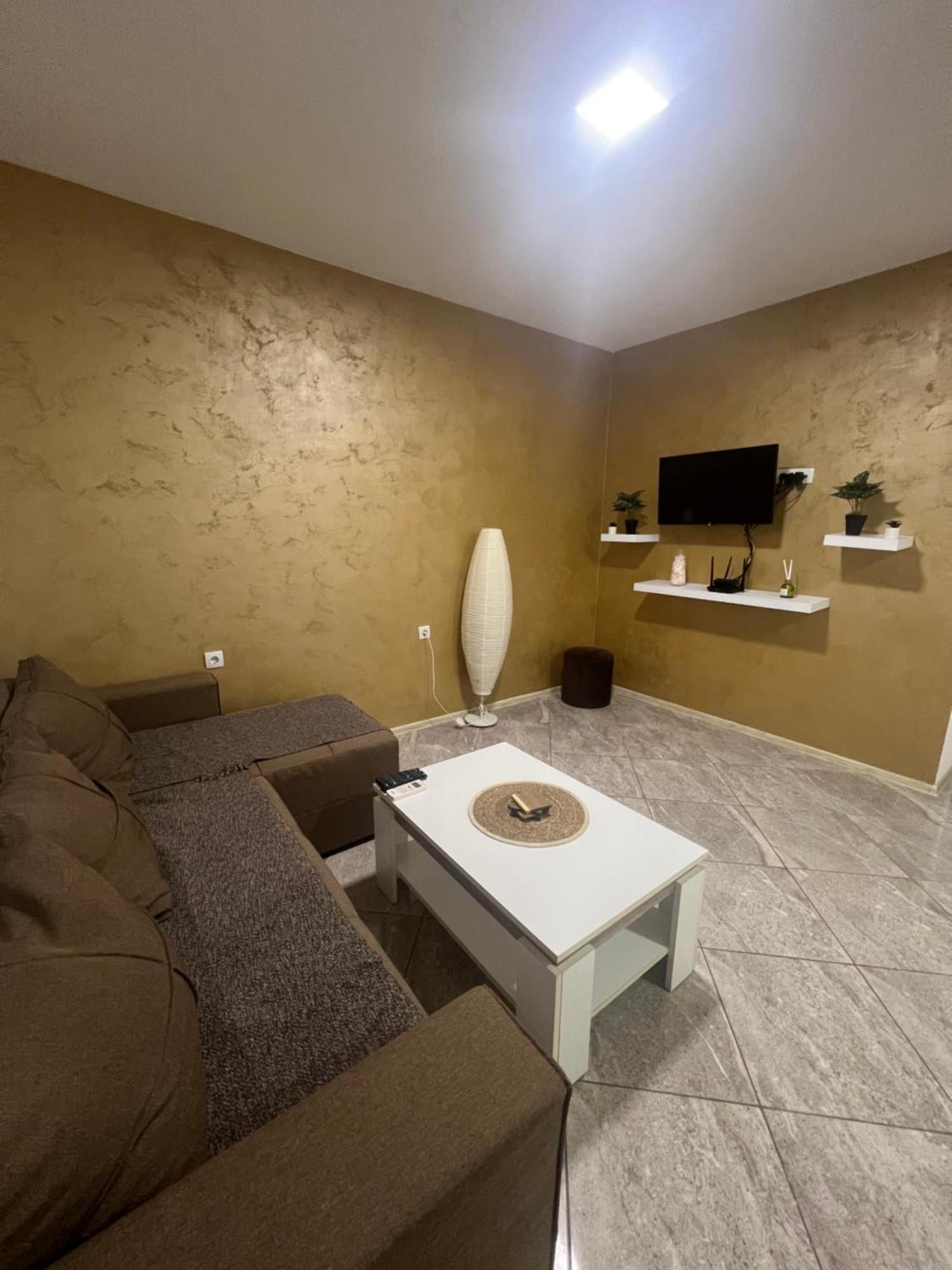 Aurora Apartment Zombor Kültér fotó